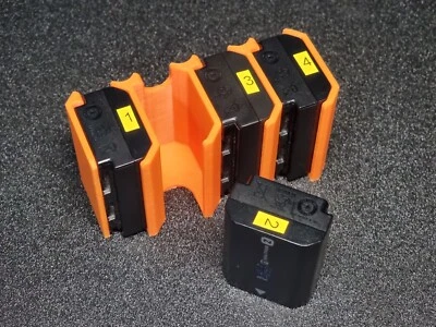 SONY NP-FZ100  battery CASE - securely keeps battery safe from damage QUAD — 第 1/4 张图片