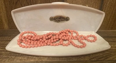 Caja de collar vintage LA Tausca Clamshell con perlas de imitación ¡Precioso glamour rosa!! Foto 1 de 4