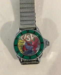 Reloj vintage fuera de tiempo funcionando - Imagen 1 de 4