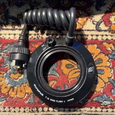 OLYMPUS T10 Ring Flash 1 ONLY ~ Tested and in Good Working Order - Image 1 of 2