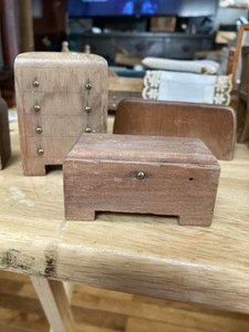 5 pieces miniature dollhouse bedroom set, bed, 2 dressers, nightstand+hope chest - Picture 1 of 9
