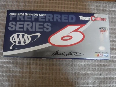 Carro NASCAR 2006 Mark Martin #6 AAA Ford Fusion - Imagem 1 de 4