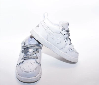 Nike Air Jordan - Retro 1 - Niña pequeña, Blanco, Talla 7 Foto 1 de 4
