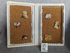 Disney Return of Jafar VHS Pin Trading Case/Display - Picture 1 of 5