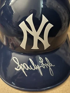 SPARKY LYLE SIGNED AUTOGRAPH NEW YORK YANKEES HELMET - CY YOUNG AWARD WINNER JSA - Picture 1 of 2