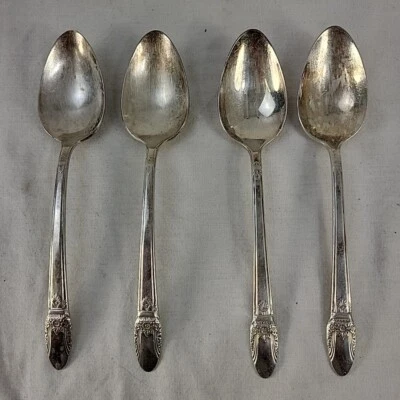 Lote de 4 cucharas soperas ovaladas IS First Love 1847 Rogers vintage plateadas cubiertos Foto 1 de 4