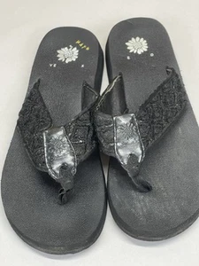 Yellow Box Women’s Black Wide Strap Flip Flops Size 8 - Picture 1 of 7