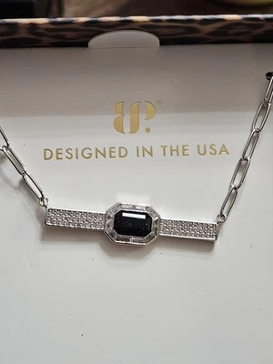 Collar Bomb Party Indómito Borde Alineado Ónix Arenisca Chapado en Rodio Nk51503 Foto 1 de 3