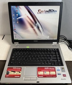 Toshiba Satellite A85-S107 15" Intel Celeron 1.4GHZ 1GB 40GB Win XP / PROBADO - Imagen 1 de 11