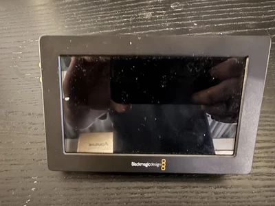 Blackmagic Design Video Assist 5″ Monitor Recorder - Image 1 of 4
