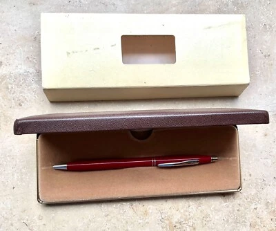 TOLLE GEBRAUCHTE!  CROSS Century Kugelschreiber, rot   SELTENE FARBE! - Bild 1 von 2