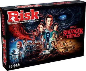 RISK - JUEGO DE MESA COSAS EXTRAÑAS - Imagen 1 de 4