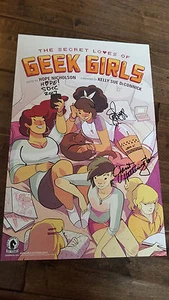 2017 SDCC COMIC CON DARK HORSE THE SECRET LOVES OF GEEK GIRLS POSTER SIGNED BY 3 - Picture 1 of 1