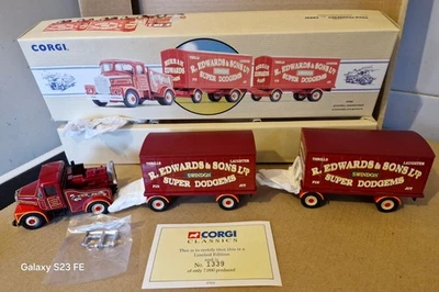 Corgi 97920 Scammell Highwayman R Edwards Amusements One Trailer print inverted! - Image 1 of 4