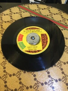 Keith Lyn – Empty Chair 45 RPM Reggae Dynamic Sound Records Roots - Picture 1 of 3