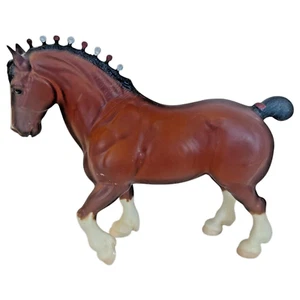 Breyer Horse Traditional 80 Clydesdale Stallion Red White Bob Ribbon Classic USA - Picture 1 of 17