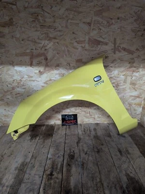 Ala delantera izquierda amarilla Toyota MR2 MK3 Roadster/Spyder/MR-S 1999-2006 576 Foto 1 de 4