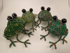 BEADWORX - FROG - HAND CRAFTED ~ BEAD WORK - BEADED GIFT - FROGGI - TOAD - Picture 1 of 7