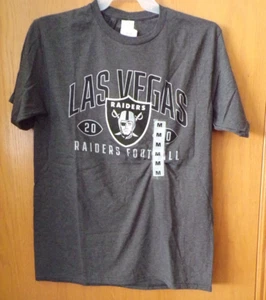 LAS VEGAS RAIDERS Football 2020 ~ Herren SS T-Shirt ~ Größe MEDIUM ~ NEU mit Etikett - Bild 1 von 1