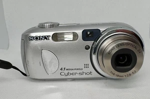 Sony Cyber-Shot DSC-P73 4.1MP Compact Digital Camera - Tested & Working! - Picture 1 of 4