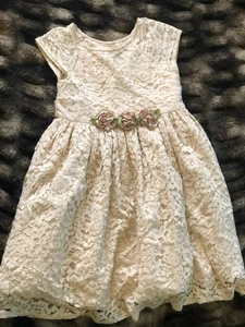 Girls Laura Ashley Crème  Dress Size 5 Designer - Picture 1 of 8