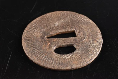 U5757: Antiguo patrón de hierro japonés escultura TSUBA piezas de espada Katana Samurai Foto 1 de 4
