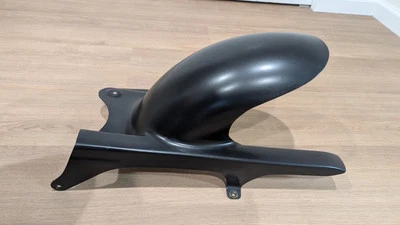 Guardabarros para motocicleta Triumph Hugger TT600 velocidad cuatro Foto 1 de 4