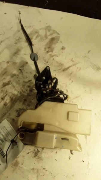 Porsche Cayenne 2004 actuador de cerradura de puerta delantera derecha Foto 1 de 4