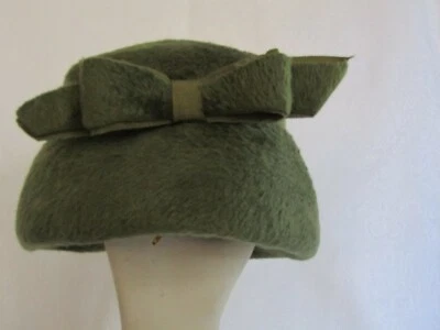 CHAPÉU VINTAGE LILLI DA CALIFÓRNIA "CORPO DE DUQUESA" FEITO NA ITÁLIA - Imagem 1 de 4