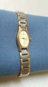 Reloj de vestir Citizen para mujer dorado y correa de eslabones de acero inoxidable usado bueno - Imagen 1 de 12