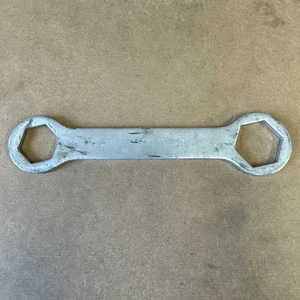 Original vintage Yamaha motorcycle tool kit 22mm & 26mm original box wrench - Picture 1 of 7