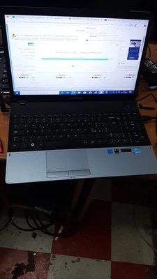 notebook samsung  NP300E5C USATO POCHISSIMO batteria Perfetta - Immagine 1 di 4