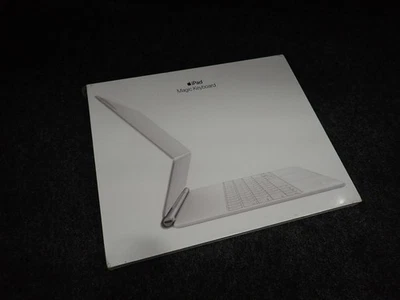 APPLE MJQL3LA/A Magic клавиатуры для iPad воздуха 13» / iPad Pro 12,9» (3RD-6-го поколения) - Изображение 1 из 4