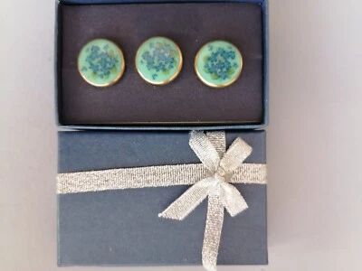 BUTTONS, Set of 3, with shank. Enamelled floral design. Approx 1.6cm. Boxed, new - Image 1 of 4