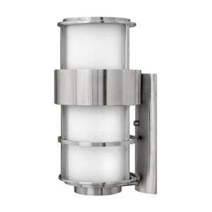 Hinkley Lighting Saturn 1 Light Outdoor Lg Wall Mount, Stainless Steel - 1905SS - Picture 1 of 1