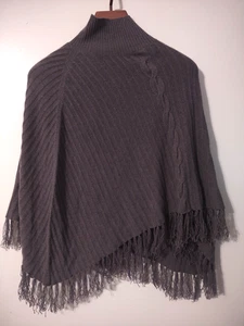 MAX STUDIO Women's PONCHO Style 100% CASHMERE One Size Gray Sweater + Fringe NWT - Picture 1 of 4