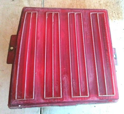 Pontiac Grand Prix 1979 luz trasera lateral del conductor LOC-139 Foto 1 de 4