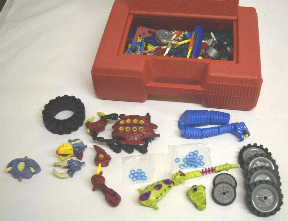 Lot of K'NEX Building Sets with Carrying Case - Image 1 of 4