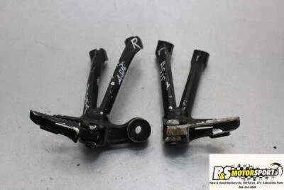 2007 Suzuki Gsxr1000 Gsxr 1000 Rear Back Passenger Peg Set Pair Left Right 2008 - Image 1 of 4