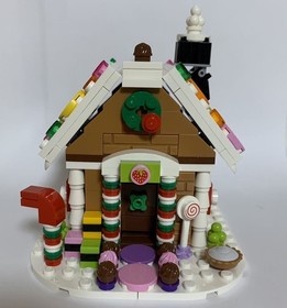LEGO Gingerbread House 40139 Used