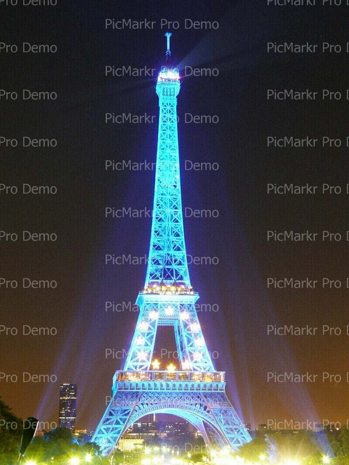 Torre Eiffel Cumpleaños ~ Comestible 2D Fondant Pastel Cupcake Topper ~ D9228 * Foto 1 de 1