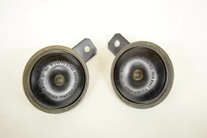 KAWASAKI KZ550 KZ750 ZX550 ZX1100 ZX750 EX305 KZ700 HORN SIREN SET LOW & HIGH HI - Picture 1 of 4