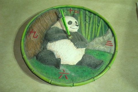 Vintage Asian 3D Ceramic Wall Clock w/ Panda Bear, Bamboo Cover