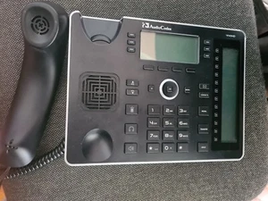 Audiocodes IP Telefon 440HD VoIP ohne Standfuss - Bild 1 von 4