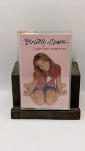 Britney Spears Baby One More Time Cassette Tape debut - 1999 Jive Records Used - Imagen 1 de 3