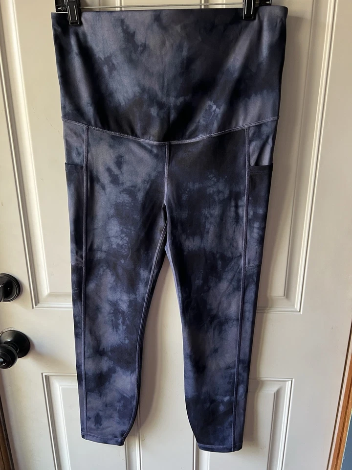 Gap Maternity Active Leggings Size M Black & Blue Print - Image 1 of 3