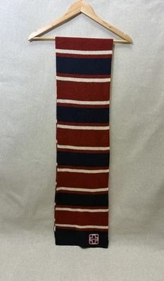 Bufanda de colección Abercrombie & Fitch Performance mezcla de lana a rayas rojas Foto 1 de 4