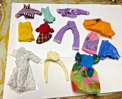 LOTE DE ROPA DE MUÑECA CLON DAWN VINTAGE ANTIGUA HONG KONG Foto 1 de 4
