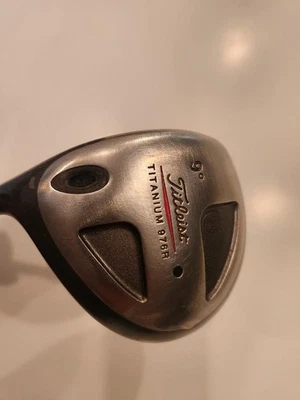 TITLEIST 976R Titanium 9° LH Driver with 43.50" SensiCore Stiff Graphite Shaft - Image 1 of 4