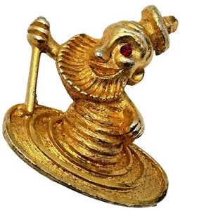 Broche prendedor Manselle de colección tono dorado rey Poseidón piedras preciosas rojas regalo - Imagen 1 de 12